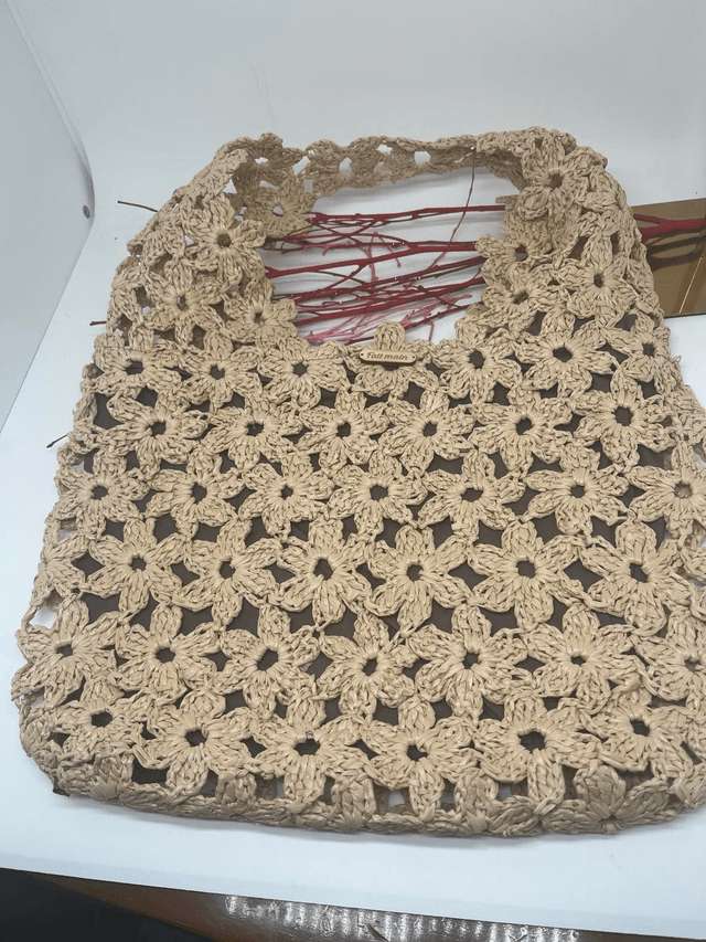 Sac "Fleur" fait main en raphia souple