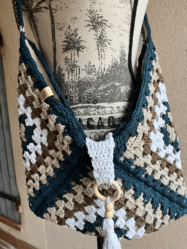 Sac carré granny crochet