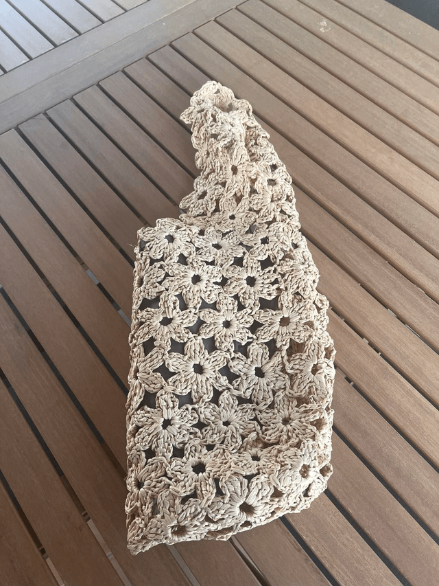 Sac "Fleur" fait main en raphia souple