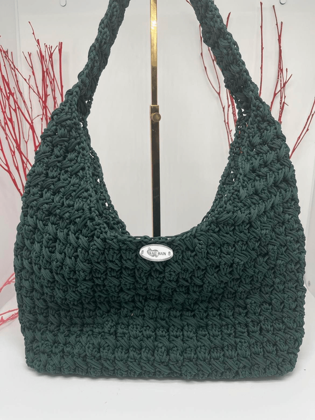Sac élégant fait à la main au crochet