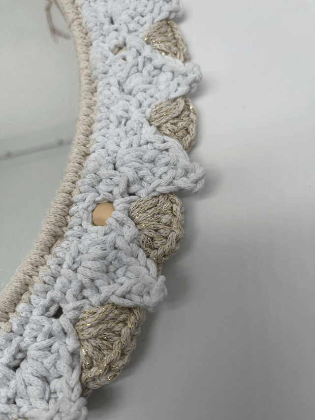 Miroir contour crochet