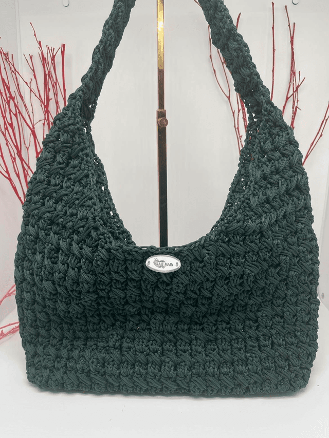Sac élégant fait à la main au crochet